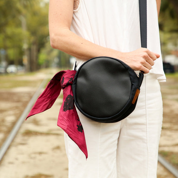 Le Tour Purse Black w/ Leather