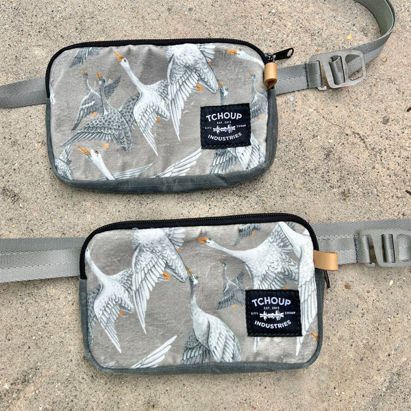 Fanny Pack Slim w/ Gray Geese