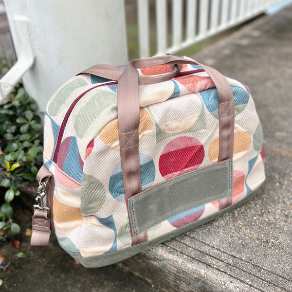 Elisha Duffel w/ Circles