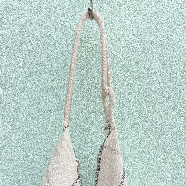 Linen Fling Tote - Square Grid w/ Graphite