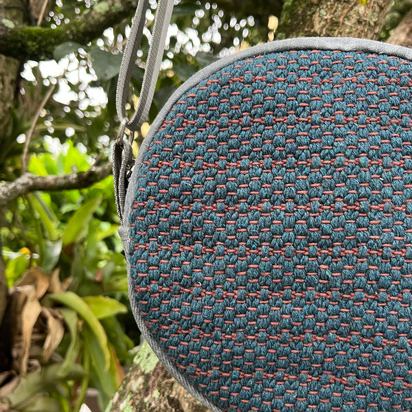 Le Tour Purse Charcoal w/ Ripple Woven