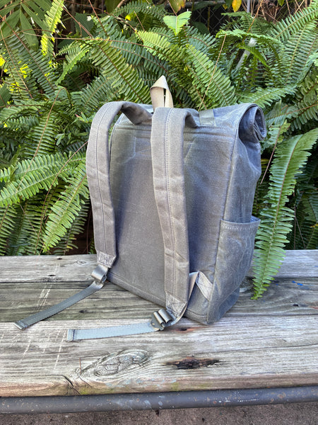Petite Roulez w/ Blue Shimmer Woven