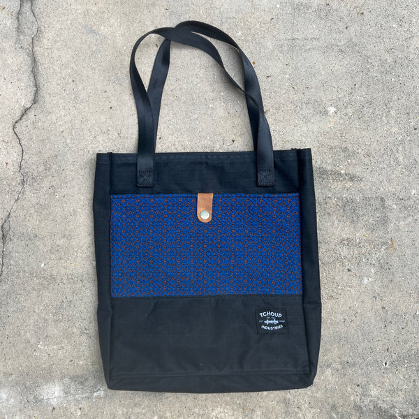 Simple Tote Black w/ Blue Woven