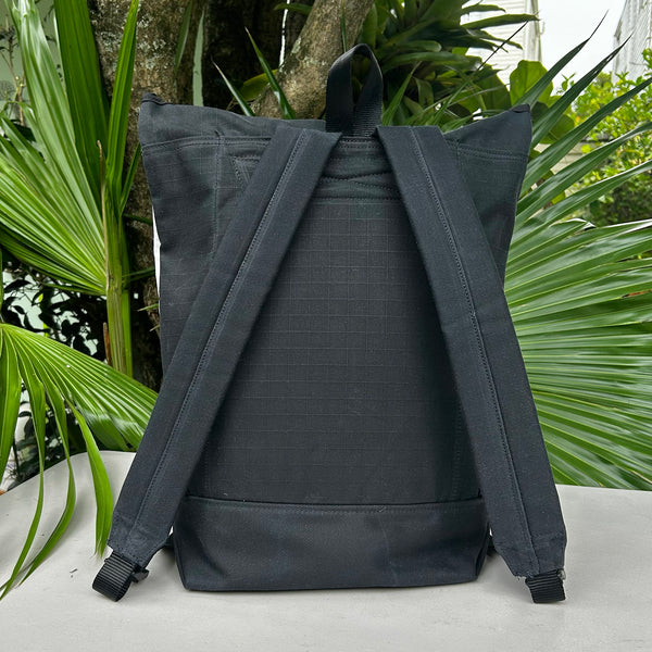 SAMPLE SALE Flap Pack Sail + Blue Pinstripe
