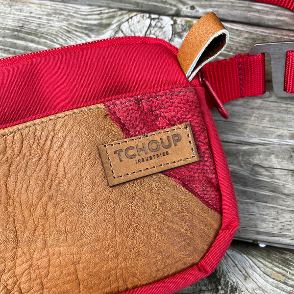 SAMPLE SALE Fanny Pack Slim w/ Lionfish