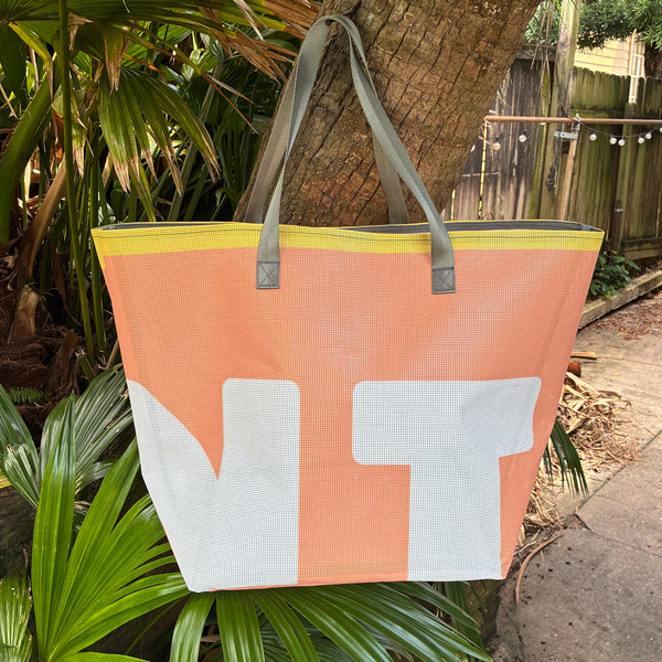 SAMPLE SALE Mesh Banner Tote PEACH 01
