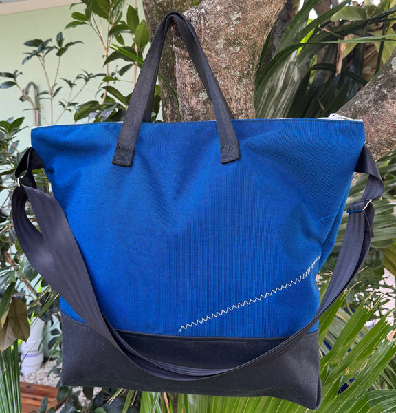SAMPLE SALE Adventure Tote Sail + Sunbrella