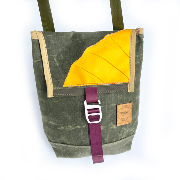 Convertible Mini MARDI GRAS LEAF