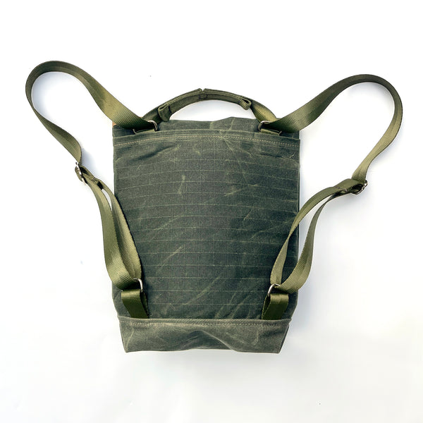 Convertible Mini MARDI GRAS LEAF