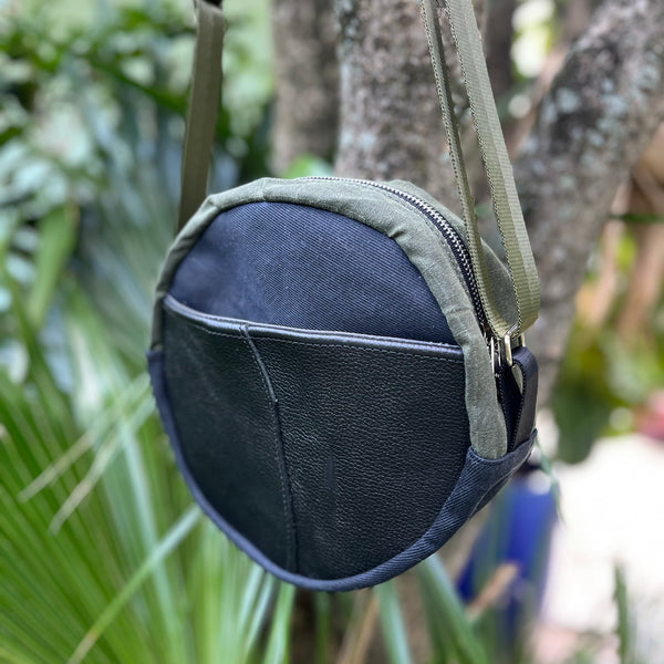 SAMPLE SALE Le Tour Purse Leather Pocket