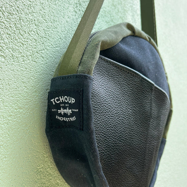 SAMPLE SALE Le Tour Purse Leather Pocket