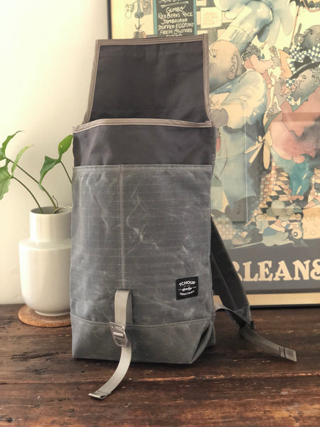 Flap Pack Charcoal w/ Woven